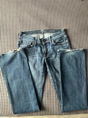 7 For All Mankind Bootcut Jeans in Medium Blue